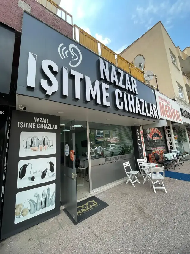 Nazar İşitme Merkezi tabela ve dış cephesi